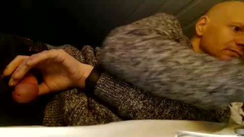 zolexthomas online show from 02/17/25, 05:21