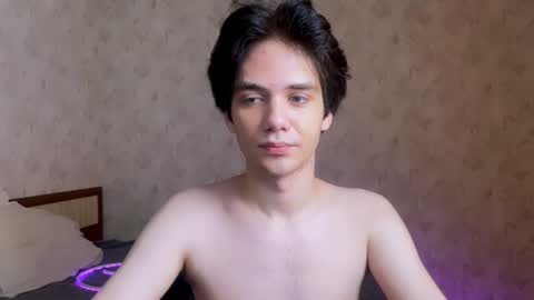 Snapshot of zombde32 chatting on 07/06/26, 02:47 Zombdeeeee online show from 07/06/26, 02:47