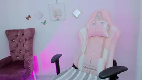 Alicie online show from 09/20/25, 05:08