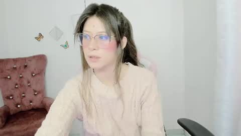 Alicie online show from 10/23/25, 01:21