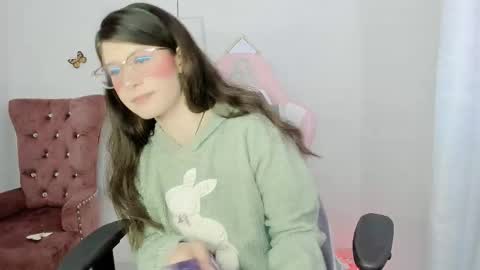 Alicie online show from 11/26/25, 08:37