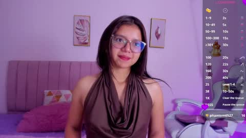 Zoe online show from 04/02/26, 12:03