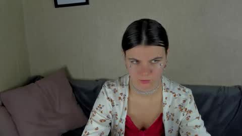 Zoriana online show from 11/30/25, 09:19