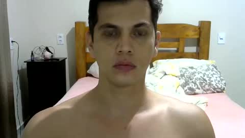Snapshot of zoro_00 chatting on 02/22/25, 11:13 zoro_00 online show from 02/22/25, 11:13