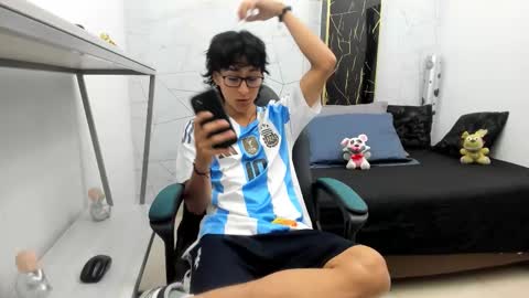     online show from 11/02/25, 07:16