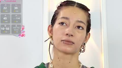 Violeta online show from 05/25/26, 02:23