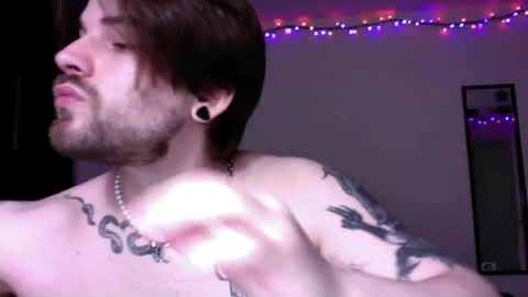 Snapshot of zorvello_83 chatting on 06/10/26, 07:13 zorvello_83 online show from 06/10/26, 07:13