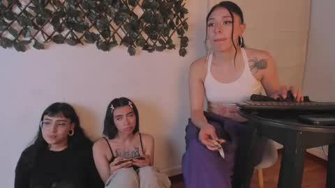 cintya kors online show from 02/01/25, 09:11