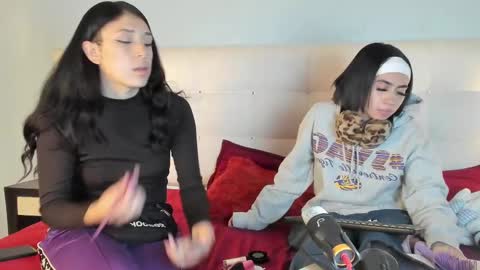 cintya kors online show from 03/12/25, 03:57