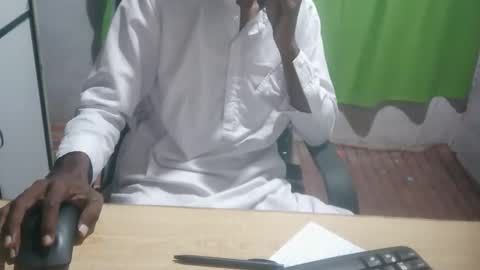 Snapshot of zoyakhan803 chatting on 02/17/25, 11:34 zoyakhan803 online show from 02/17/25, 11:34