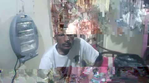 Snapshot of zoyakhan803 chatting on 03/06/25, 08:41 zoyakhan803 online show from 03/06/25, 08:41