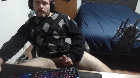 Zuheyla online show from 12/16/24, 11:39