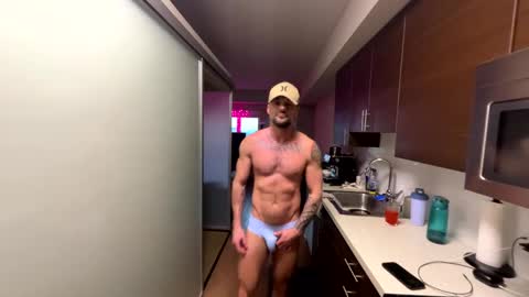 Zuko online show from 02/08/25, 03:53