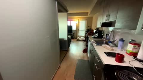 Zuko online show from 02/08/25, 06:55