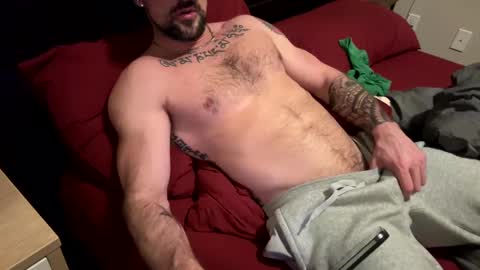 Zuko online show from 03/05/25, 04:56