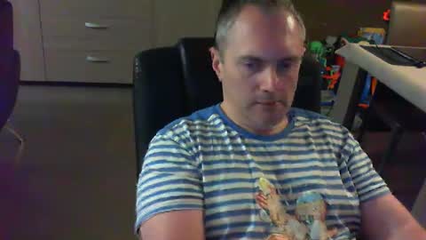 zultem online show from 10/15/25, 04:12