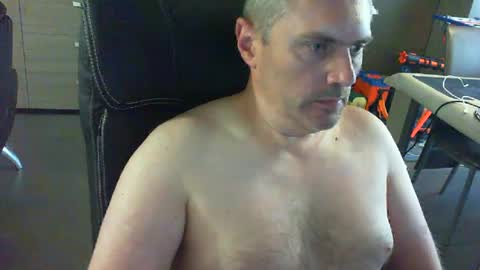 Snapshot of zultem chatting on 06/22/26, 03:47 zultem online show from 06/22/26, 03:47