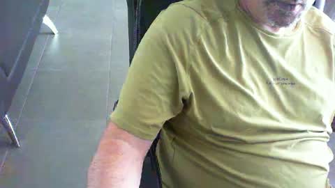 Snapshot of zultem chatting on 07/20/26, 12:07 zultem online show from 07/20/26, 12:07