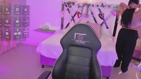 ZURY   online show from 10/27/25, 11:36