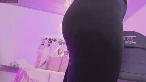 ZURY   online show from 11/26/25, 11:33