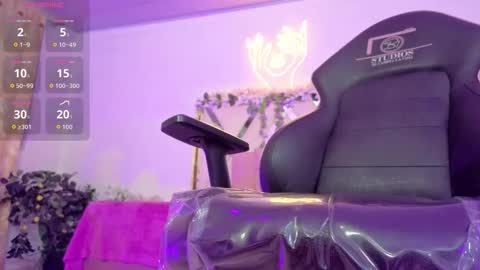 ZURY   online show from 03/19/26, 11:36