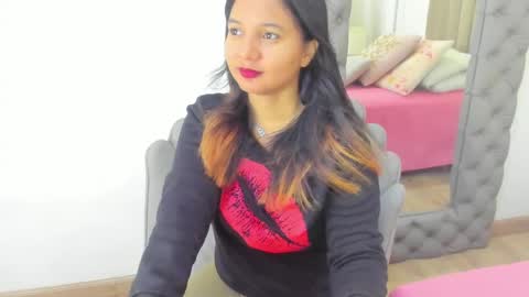 Snapshot of zusan_king_ chatting on 04/18/26, 07:58 Im Zusan My schedule is from 1030pm to 430 am colombian time online show from 04/18/26, 07:58