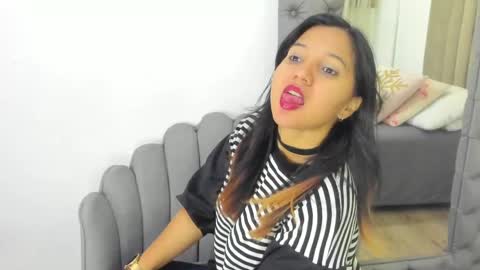 Snapshot of zusan_king_ chatting on 04/21/26, 02:51 Im Zusan My schedule is from 1030pm to 430 am colombian time online show from 04/21/26, 02:51