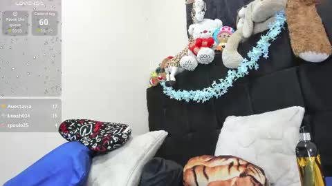 Snapshot of zusan_king_ chatting on 07/07/26, 07:23 Im Zusan My schedule is from 1030pm to 430 am colombian time online show from 07/07/26, 07:23