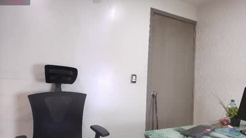 Zuzana21 online show from 02/17/26, 12:23