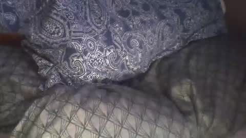 zyggy87 online show from 11/18/25, 02:54