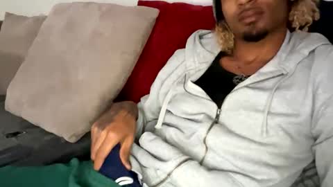 mixedtwinklol online show from 10/30/25, 09:11