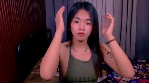 Snapshot of zyphyr_elf chatting on 06/29/26, 01:11 ZY online show from 06/29/26, 01:11