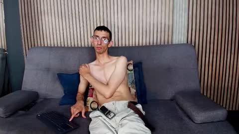 Zyro Nigth online show from 12/20/25, 04:19