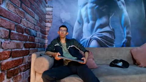 Zyro Nigth online show from 01/06/26, 07:17