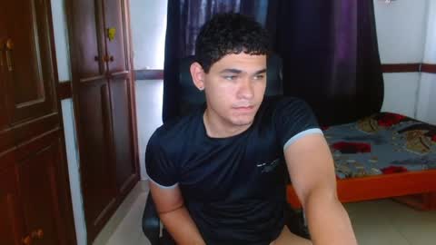 Snapshot of zyrosxk chatting on 05/31/26, 02:57 antonio felipe online show from 05/31/26, 02:57