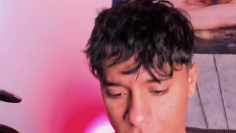 zyzz_1812 online show from 10/25/25, 04:57