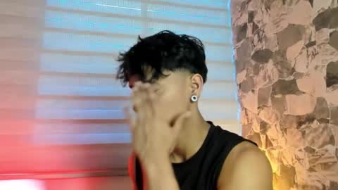 zyzz_1812 online show from 03/21/26, 10:57