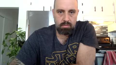 Snapshot of zzman9 chatting on 02/14/25, 01:51 ZZMan online show from 02/14/25, 01:51