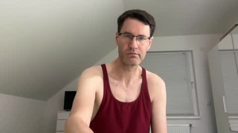 zzz123_cam online show from 02/22/26, 04:27