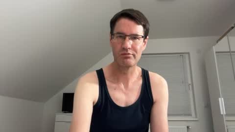 Snapshot of zzz123_cam chatting on 07/17/26, 02:02 zzz123_cam online show from 07/17/26, 02:02
