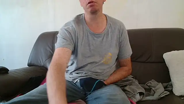 cloupefun online show from 09/19/25, 11:33