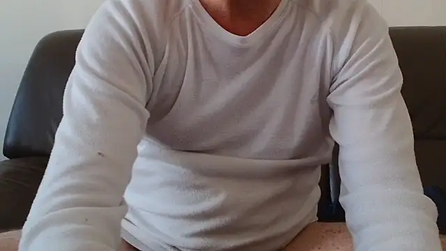 cloupefun online show from 10/17/25, 11:46