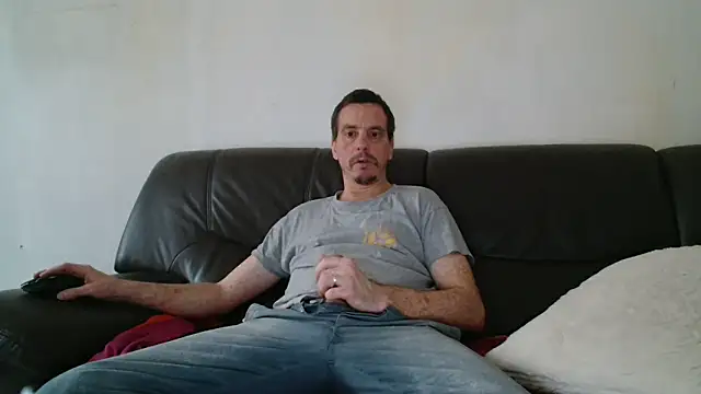 cloupefun online show from 11/06/25, 08:15