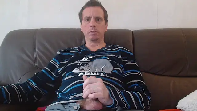 cloupefun online show from 11/16/25, 09:48