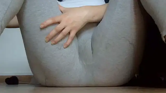 Squirtlady38 online show from 12/19/25, 10:44