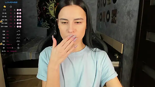 Snapshot of Horny_Nikki_ chatting on 12/13/24, 03:16 Horny Nikki online show from 12/13/24, 03:16