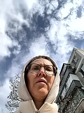 angelmommu online show from 04/13/26, 07:03