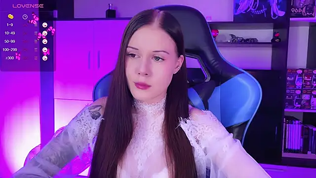 Snapshot of jasminevine chatting on 12/06/24, 11:57 jasminevine online show from 12/06/24, 11:57