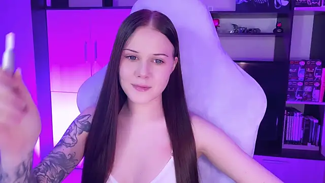 Snapshot of jasminevine chatting on 02/02/25, 10:39 jasminevine online show from 02/02/25, 10:39