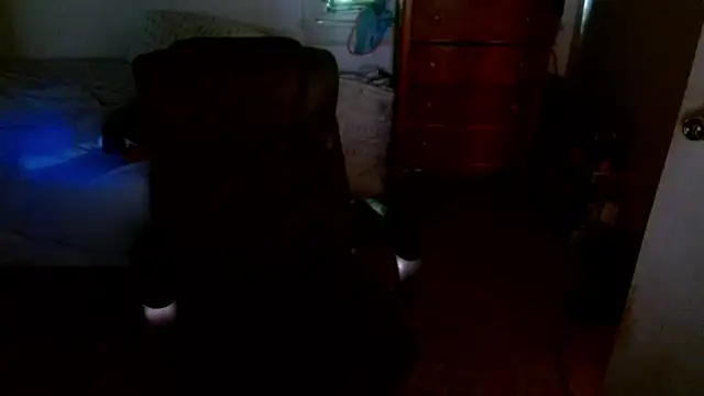 Snapshot of DADDY_KANE8--- chatting on 04/18/26, 10:32 DADDY KANE8--- online show from 04/18/26, 10:32